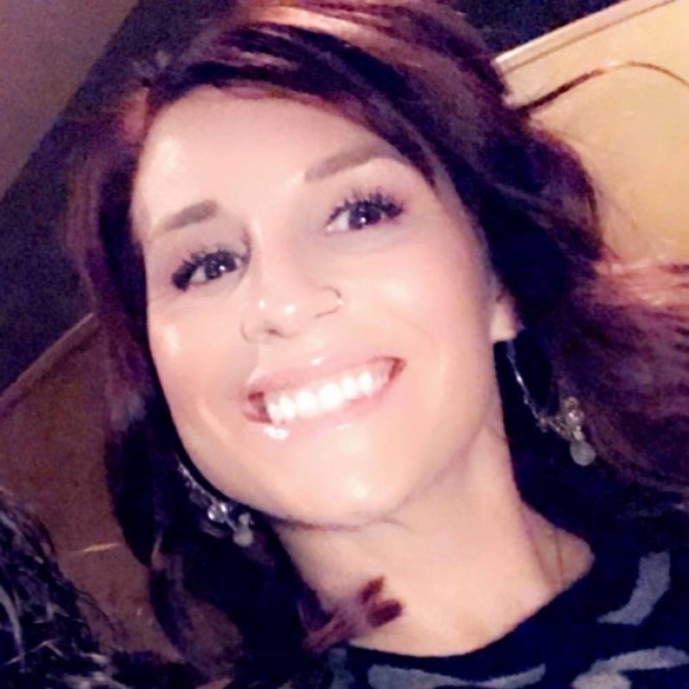 Meet your Posher, Lori